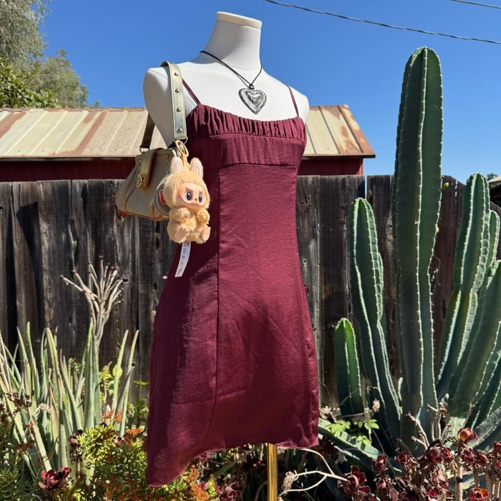 Banana Republic Elegant Burgundy Sleeveless Dress